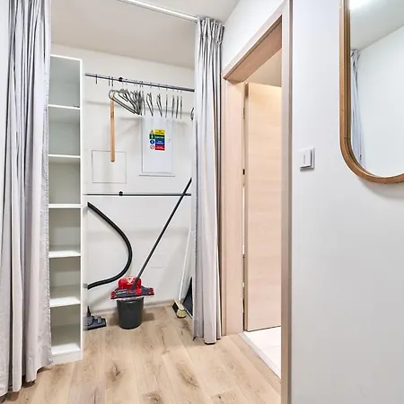 Cerny Dul-4 By Interhome Apartmán