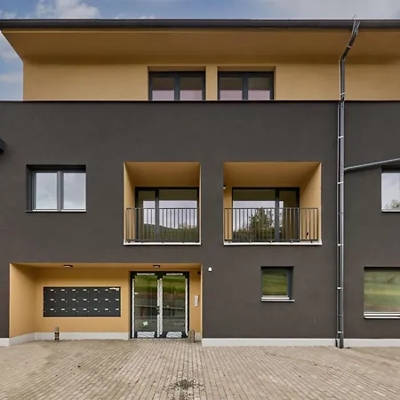 Cerny Dul-4 By Interhome * 切尔尼杜尔